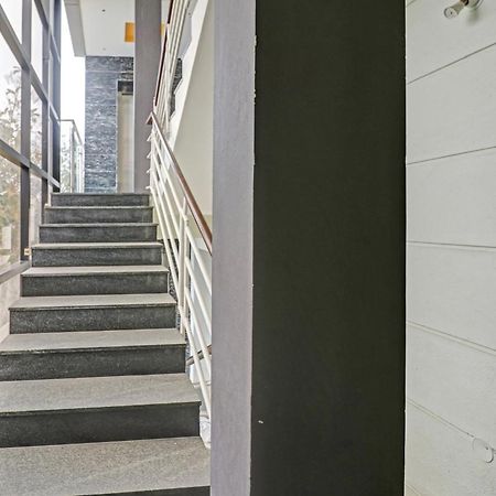 Hotel O Formula Vanivilasa Puram Exteriör bild